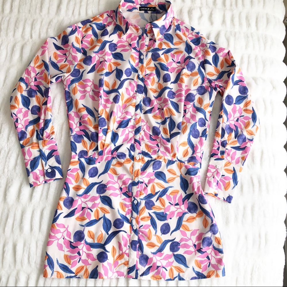 NWT Leaf Print Button Down Pink and Blue Tunic Shirt - Size Small